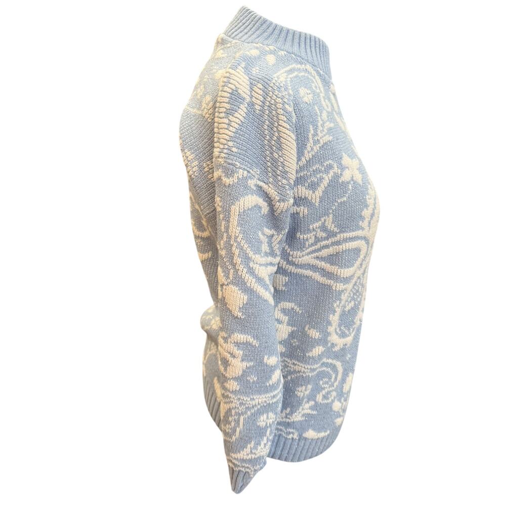 Vintage knit floral sweater white & pastel blue Small med